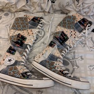 Converse knee high top shoes